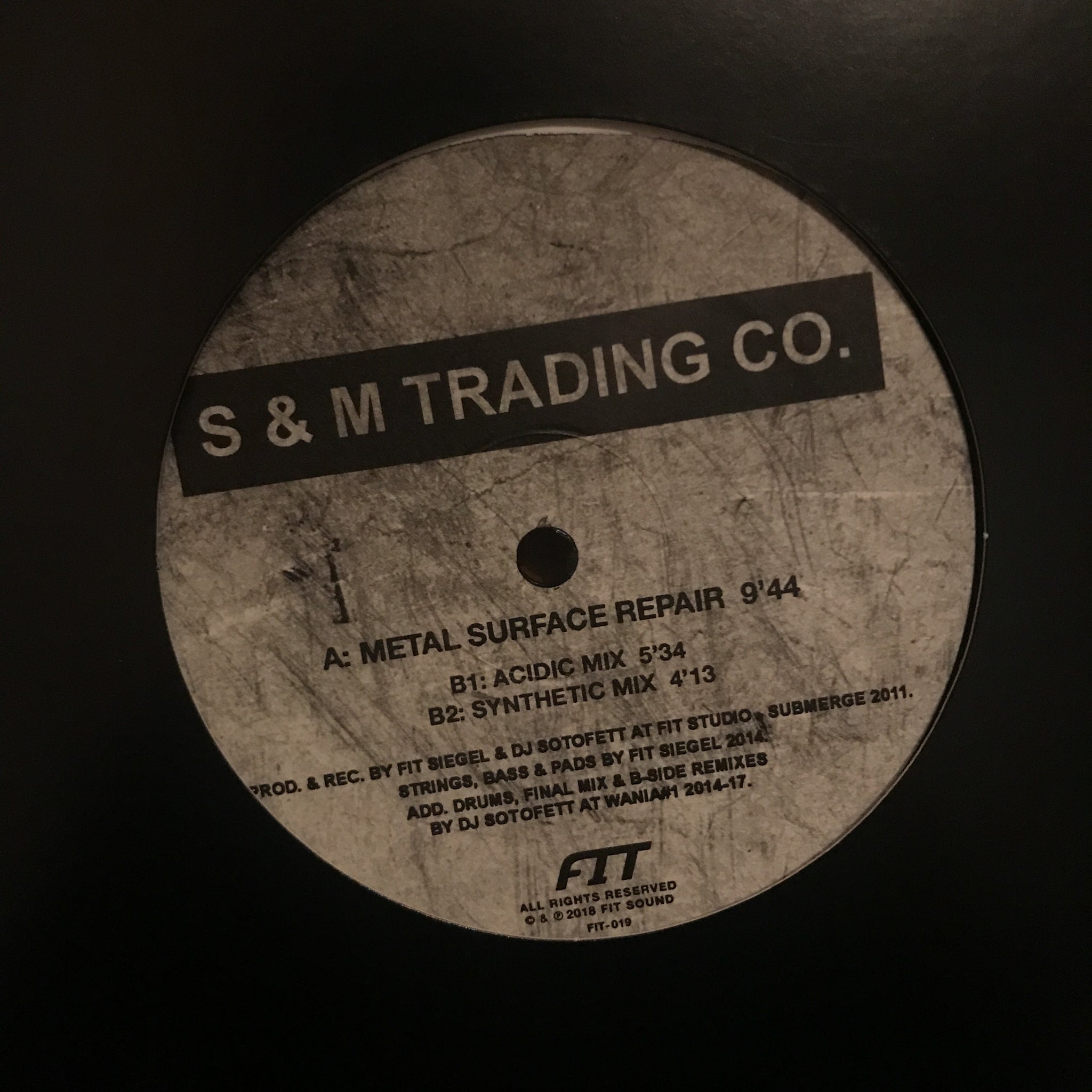 S & M Trading Co. – Metal Surface Repair