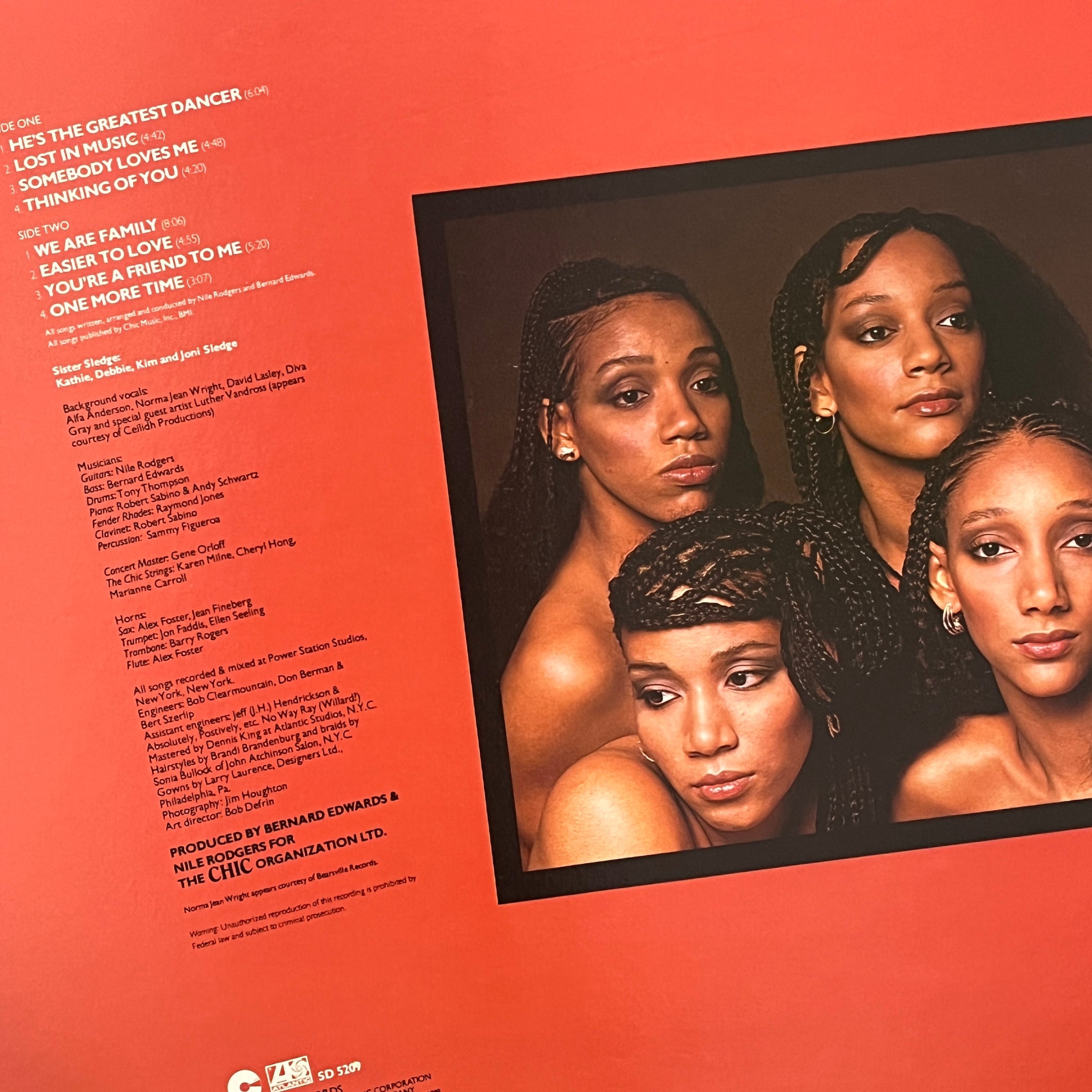 Sister Sledge – We Are Family