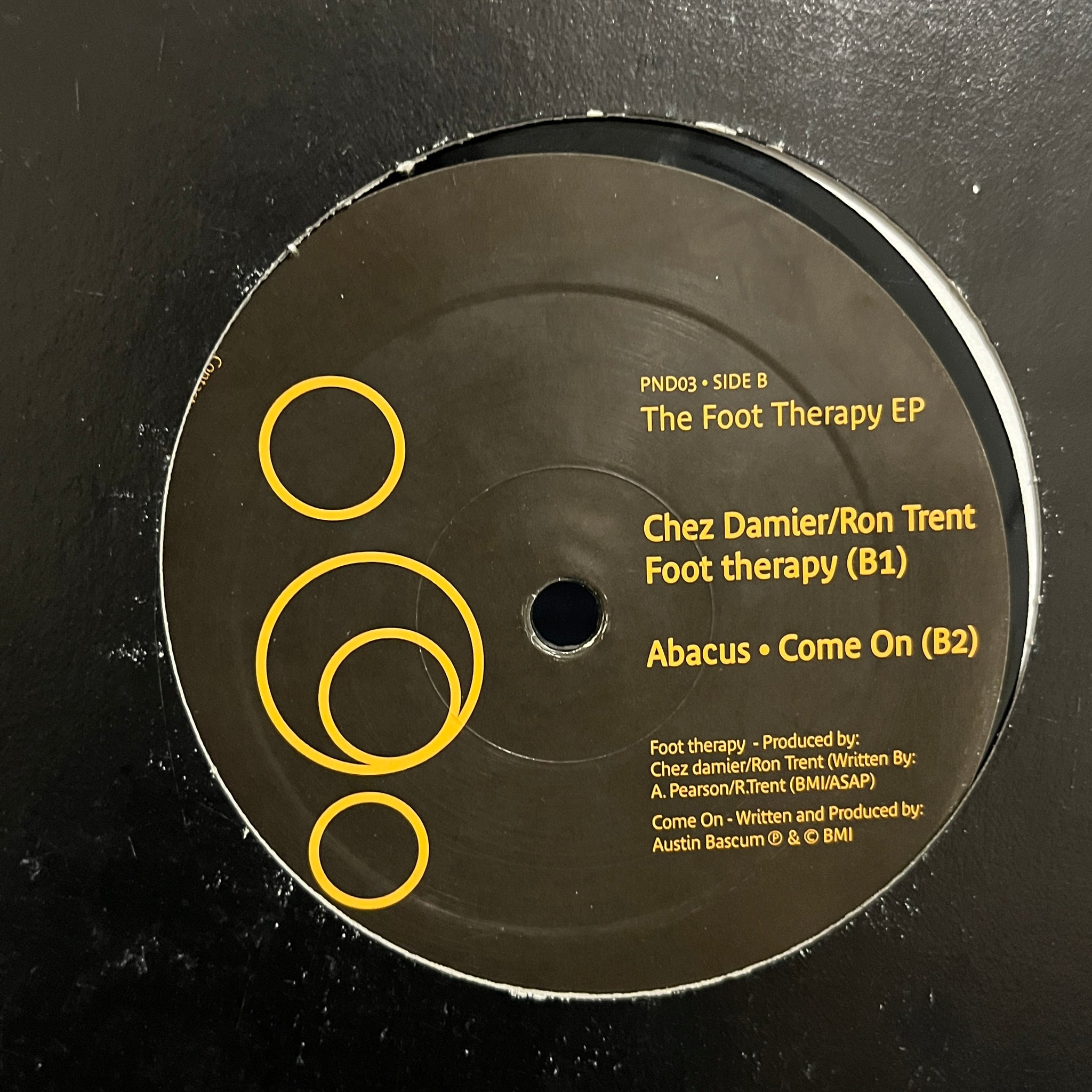Joshua / Chez Damier / Ron Trent / Abacus – The Foot Therapy EP